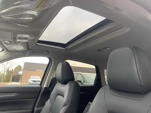 2025 Mazda CX-5 Carbon Edition