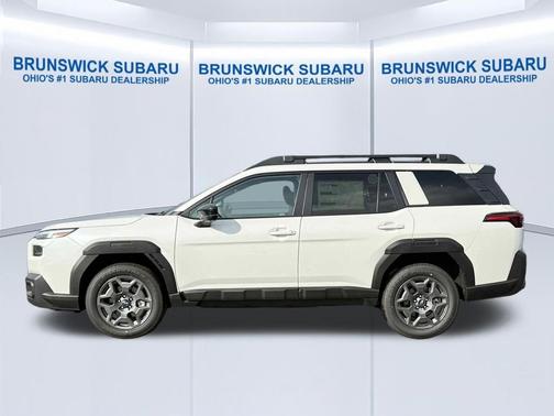Crystal White Pearl 2026 Subaru Outback Premium