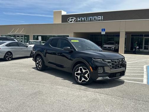 Black 2022 Hyundai SANTA CRUZ Limited
