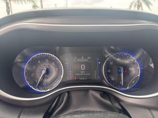 2020 Chrysler Pacifica Touring-L