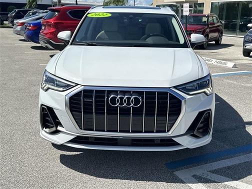 2022 Audi Q3 45 S line Premium
