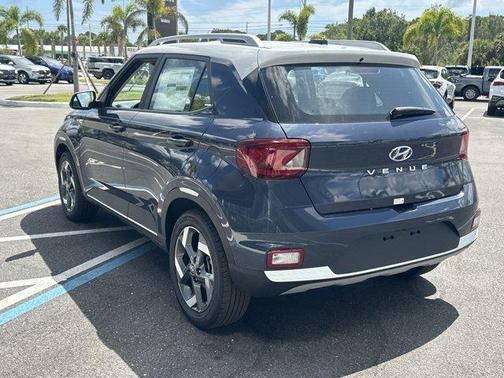 2025 Hyundai VENUE Limited
