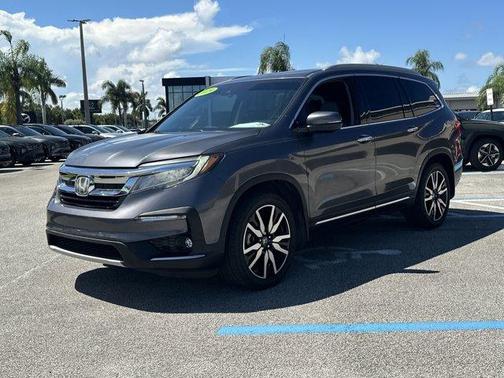 2019 Honda Pilot Touring 8-Passenger