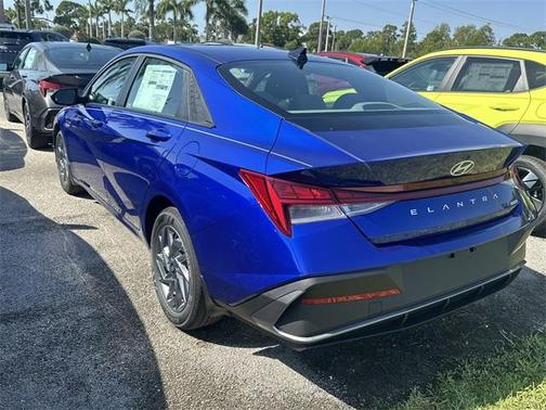 2025 Hyundai ELANTRA HEV Blue