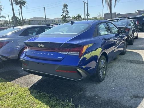 2025 Hyundai ELANTRA HEV Blue