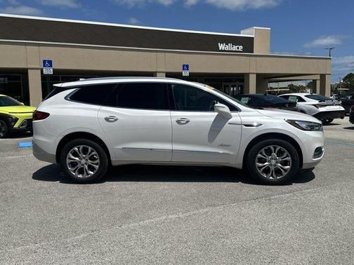 2018 Buick Enclave Avenir