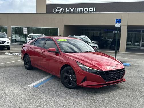 Red 2021 Hyundai ELANTRA SEL
