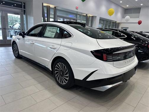2025 Hyundai SONATA Hybrid Limited