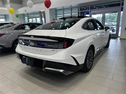 2025 Hyundai SONATA Hybrid Limited