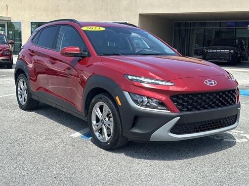 2023 Hyundai KONA SEL