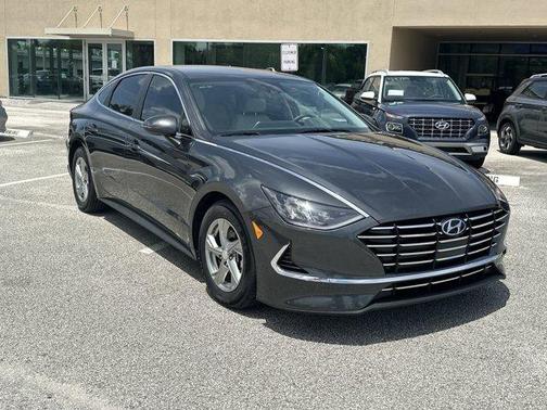 2023 Hyundai SONATA SE