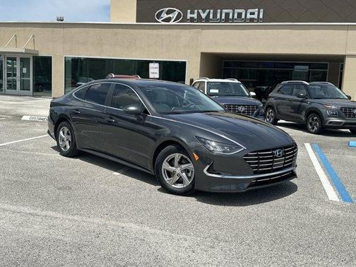2023 Hyundai SONATA SE