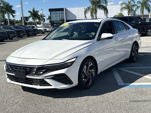 2024 Hyundai ELANTRA HEV Limited