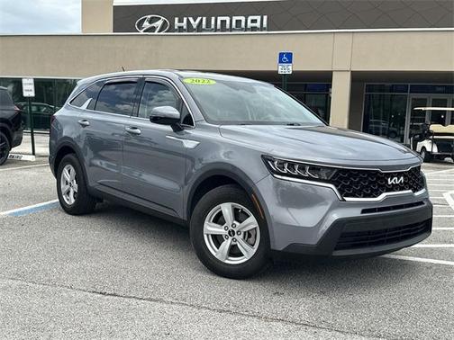 2022 Kia Sorento LX