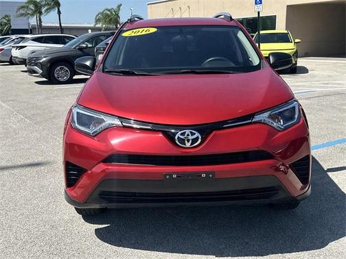 2016 Toyota RAV4 LE