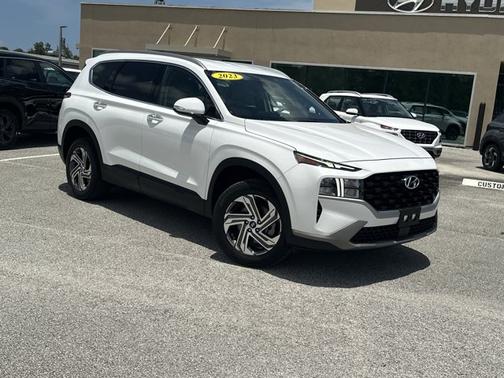 White 2023 Hyundai SANTA FE SEL