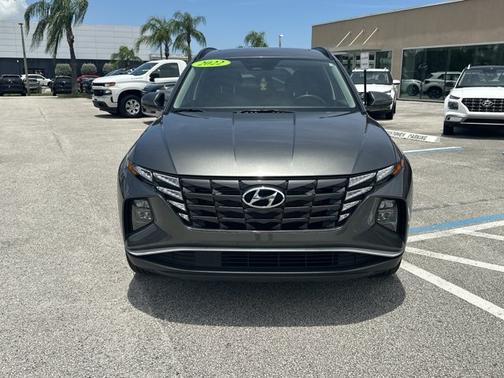 Gray 2022 Hyundai TUCSON SEL