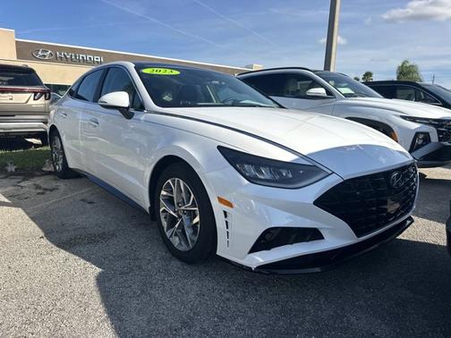 2023 Hyundai SONATA SEL