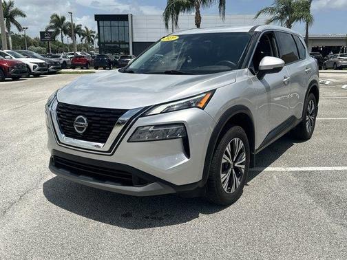 2021 Nissan Rogue SV