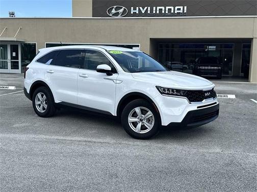 2023 Kia Sorento LX