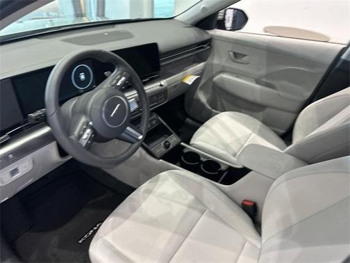 2025 Hyundai KONA EV SEL