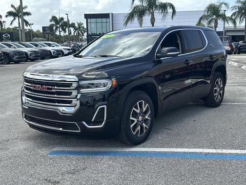 2023 GMC Acadia SLE