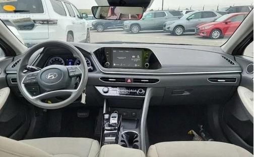 2023 Hyundai SONATA SE