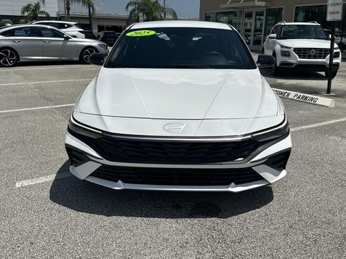 White 2025 Hyundai ELANTRA SEL Sport