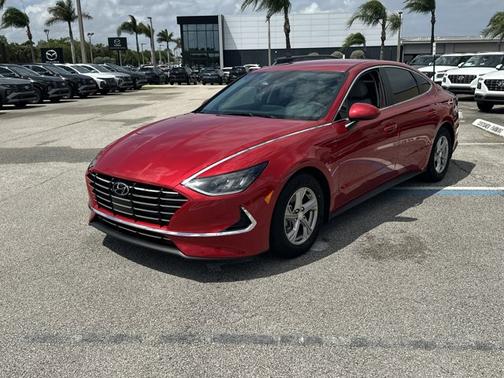 Red 2021 Hyundai SONATA SE