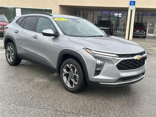 2024 Chevrolet Trax LT