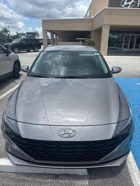 2022 Hyundai ELANTRA SEL