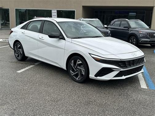 2025 Hyundai ELANTRA HEV SEL Sport