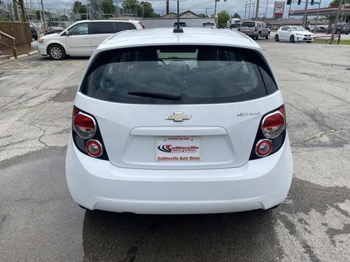 2016 Chevrolet Sonic LS