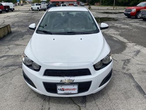 2016 Chevrolet Sonic LS