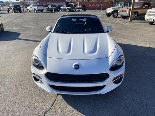 2017 FIAT 124 Spider Lusso