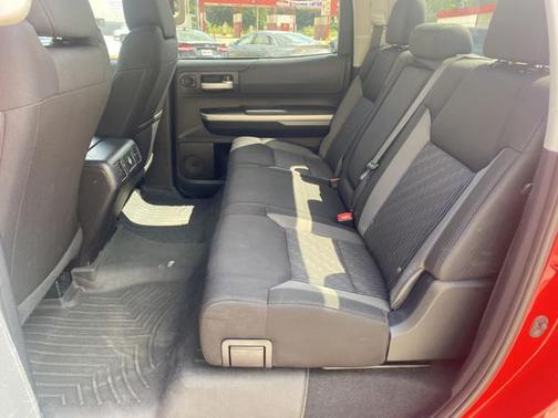 2014 Toyota Tundra SR5