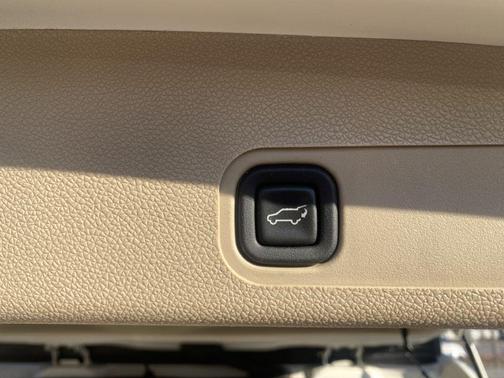 2013 Chevrolet Tahoe LTZ