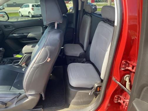 Red 2015 Chevrolet Colorado