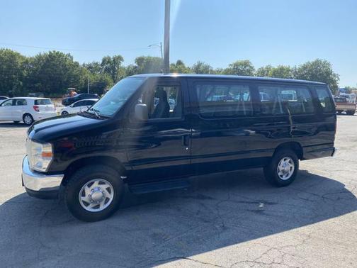 2013 Ford E350 Super Duty