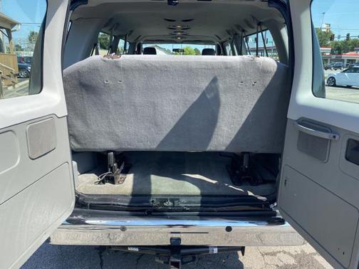 2013 Ford E350 Super Duty