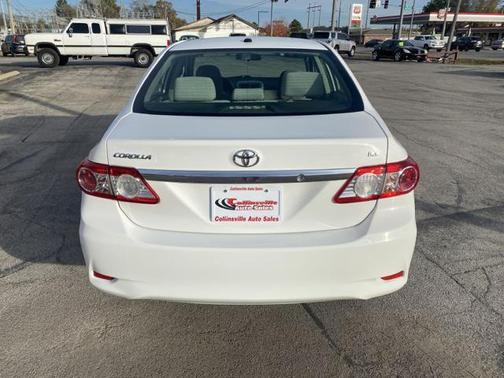 2011 Toyota Corolla LE