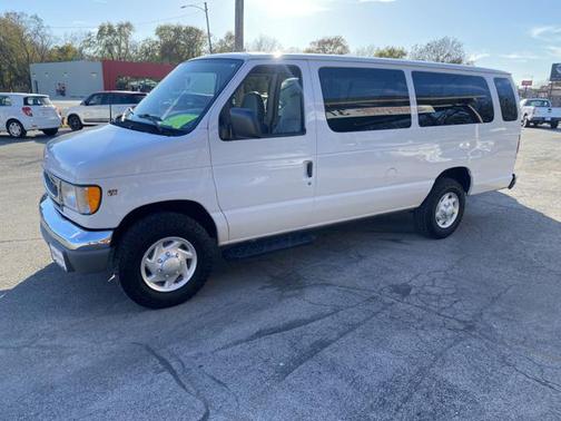 2001 Ford E350 Super Duty XLT