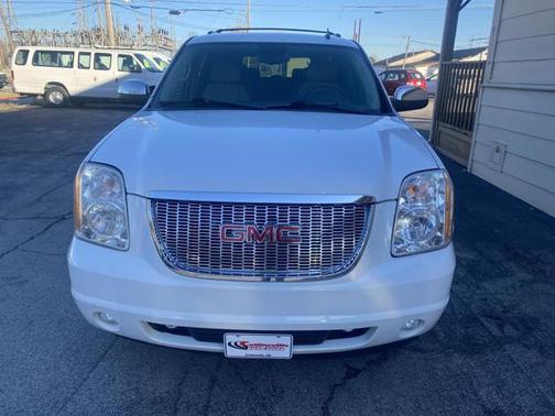 2009 GMC Yukon XL 1500 SLT