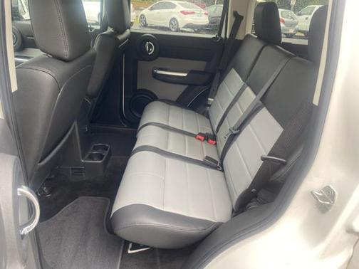 2009 Dodge Nitro SLT