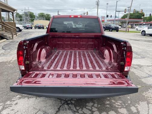 2018 RAM 1500 ST