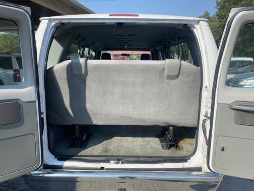 2012 Ford E350 Super Duty XLT