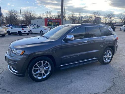 2020 Jeep Grand Cherokee Summit