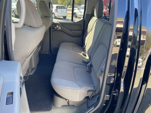 2014 Nissan Frontier SV