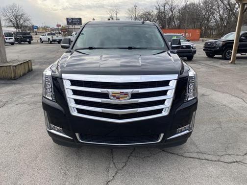 2016 Cadillac Escalade Standard