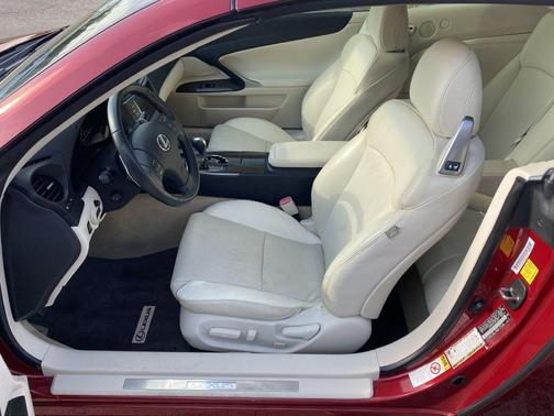 2010 Lexus IS 250C Base (A6)
